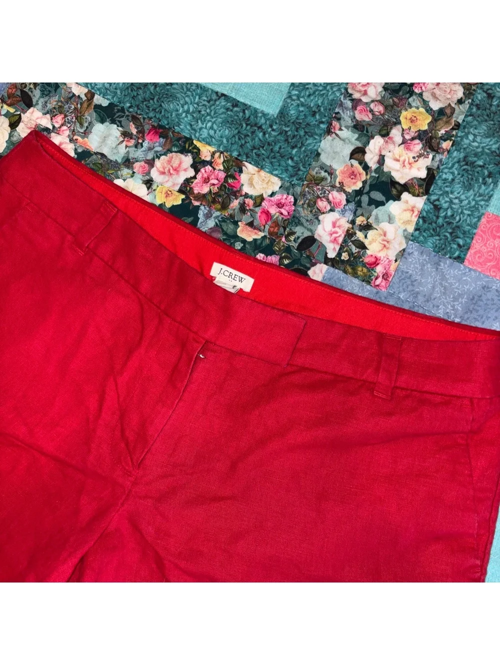 J.Crew 53% Linen Blend Woman’s Size 12 Red Scalloped Hem Linen Shorts